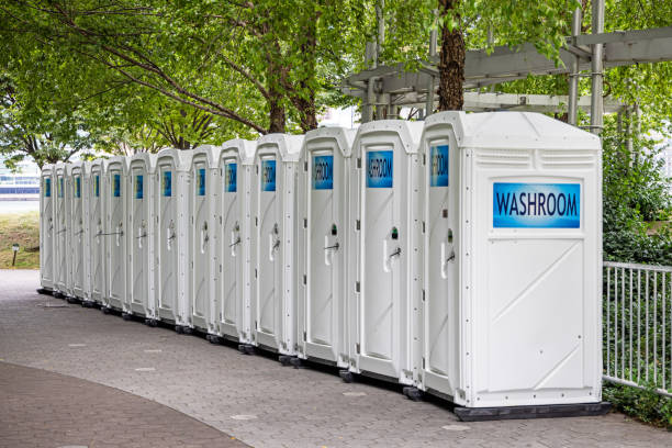 Best Portable toilet rental cost  in Fort Irwin, CA